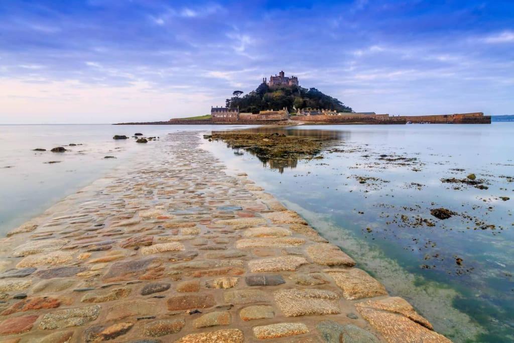Cosy Country Getaway, 5 Mins From The Sea Villa Penzance Bagian luar foto